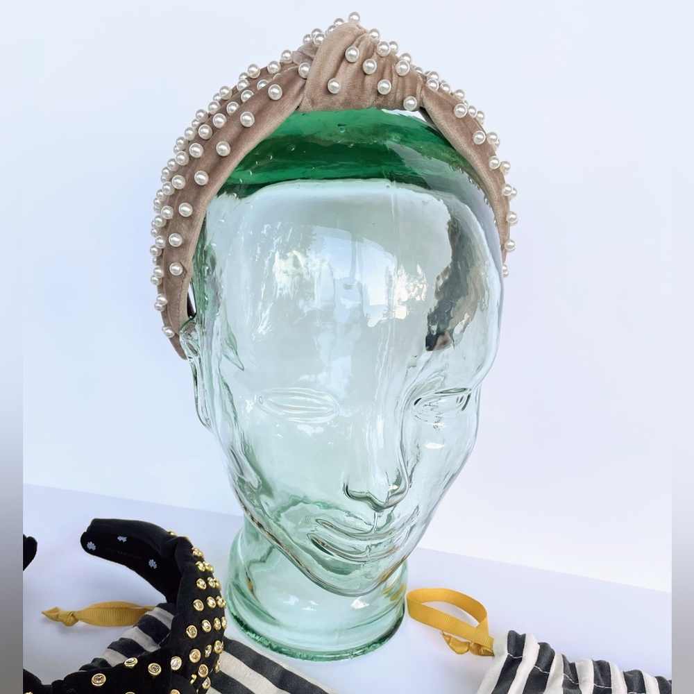 Demure Black gold rhinestone, soft velvet and pearls. 2 Lele Sadoughi headbands.